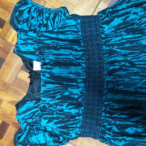 Hanna Andersson taffeta party holiday dress, size 130/7-10 - Picture 2 of 3